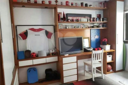 Apartamento à venda com 4 quartos, sendo 3 suítes, em Tijuca, Rio de Janeiro, RJ