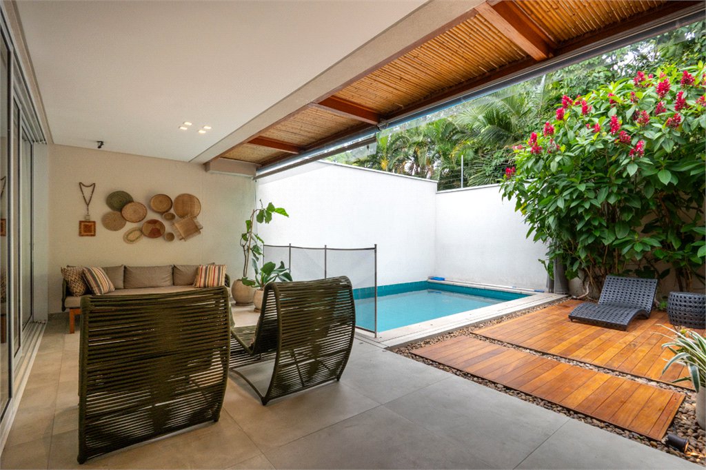 Casa à venda com 3 suítes no condomínio Modernne, São Paulo - SP