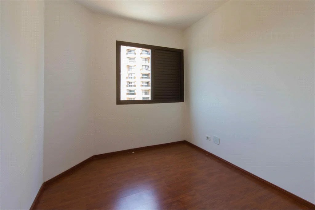 Apartamento à venda com 3 quartos, sendo 1 suíte, em Jardim Ampliação, São Paulo, SP