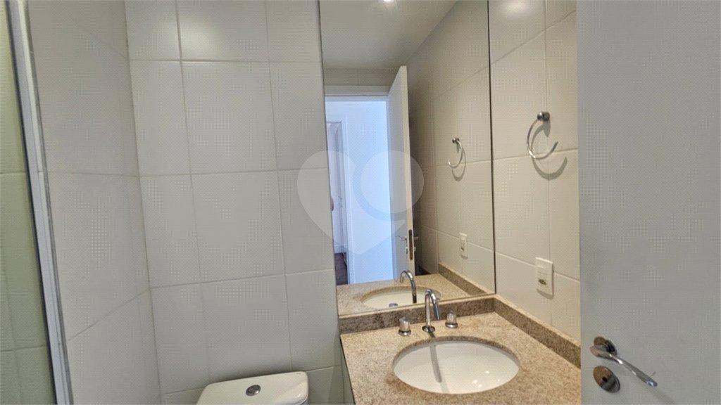 Apartamento à venda ou para alugar com 3 quartos, sendo 2 suítes, em Vila Anastácio, São Paulo, SP