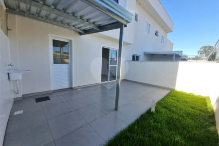 Casa à venda com 3 quartos, sendo 1 suíte, no condomínio Residencial Américo Figueiredo, Sorocaba - SP