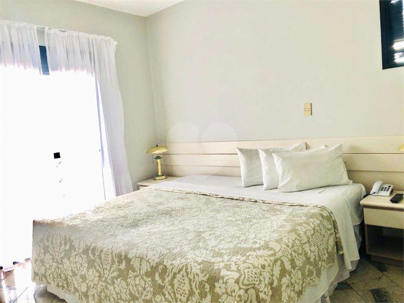 Flat à venda com 1 suíte em Santana, São Paulo, SP