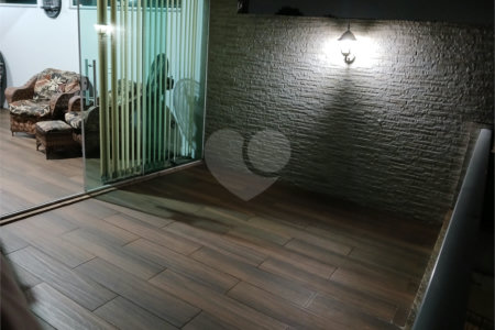 Sobrado à venda com 2 quartos, sendo 1 suíte,  em Jardim Camargo Novo, São Paulo, SP