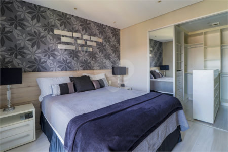 Apartamento à venda com 3 quartos, sendo 2 suítes,  em Cidade Monções, São Paulo, SP