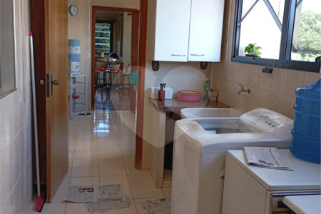 Apartamento à venda com 3 quartos, sendo 1 suíte, no Centro, Araraquara, SP