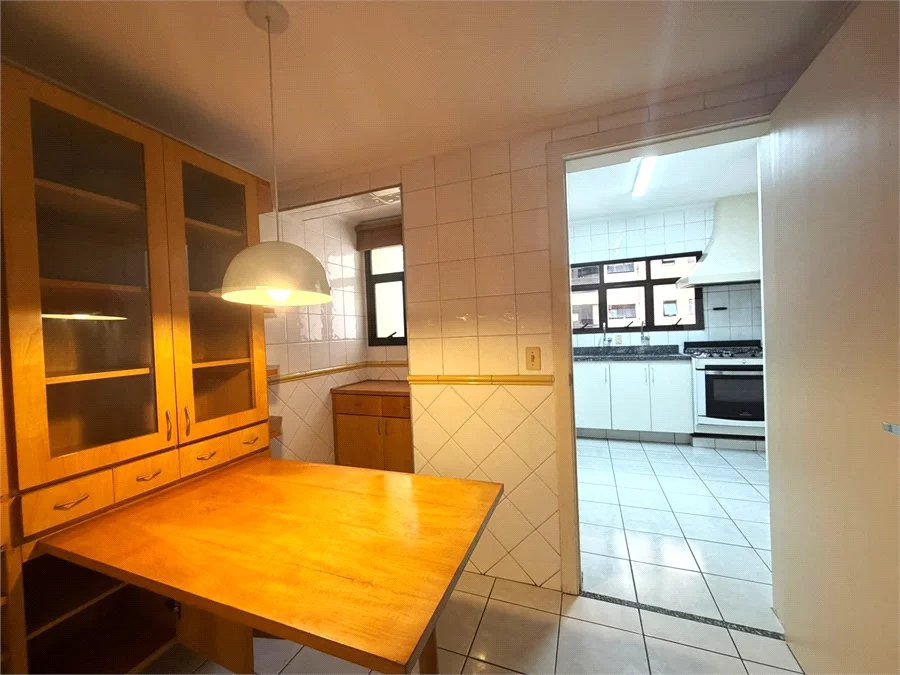 Apartamento à venda com 3 suítes em Vila Suzana, São Paulo, SP