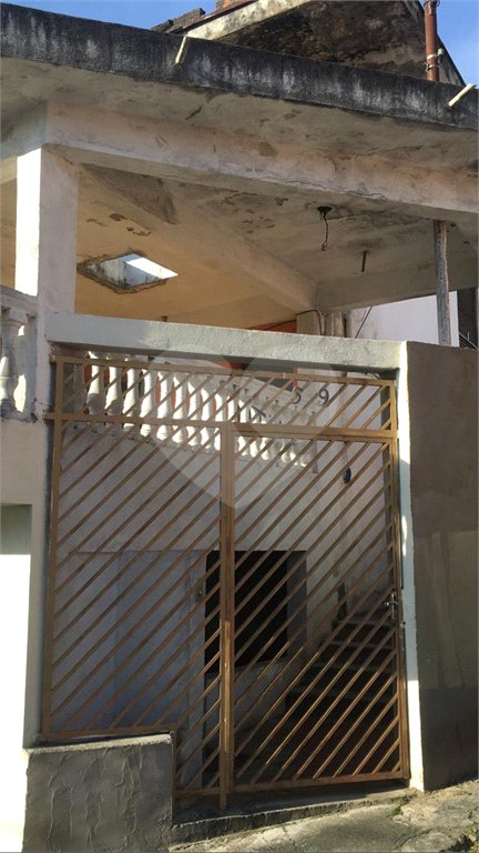 Sobrado à venda com 3 quartos em Vila Medeiros, São Paulo, SP