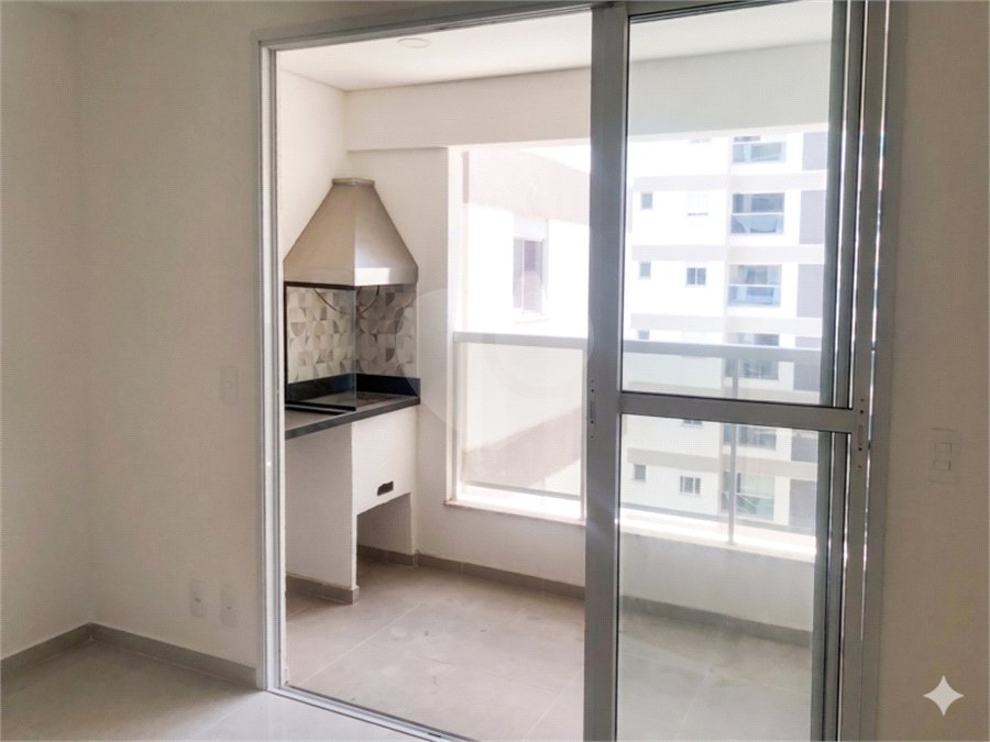 Apartamento à venda com 3 quartos, sendo 1 suíte,  em Loteamento Mogilar, Mogi das Cruzes, SP