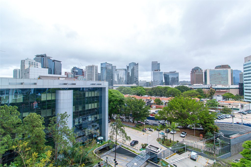 Apartamento à venda com 3 suítes em Chácara Santo Antônio, São Paulo, SP