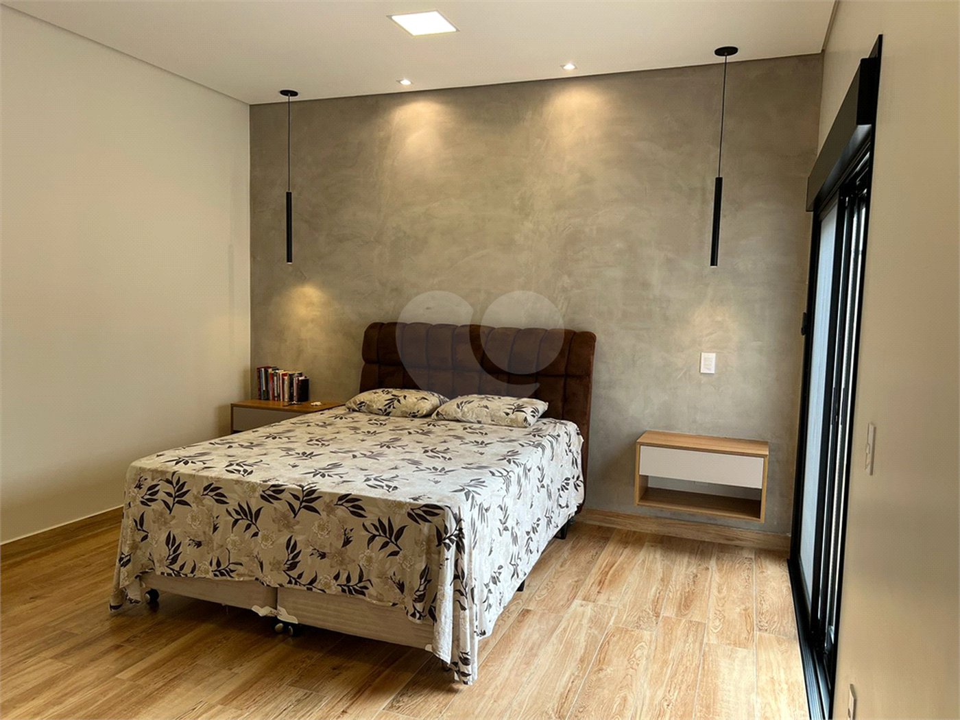 Casa à venda com 3 quartos, sendo 1 suíte, no condomínio Residencial Evidências, Indaiatuba - SP