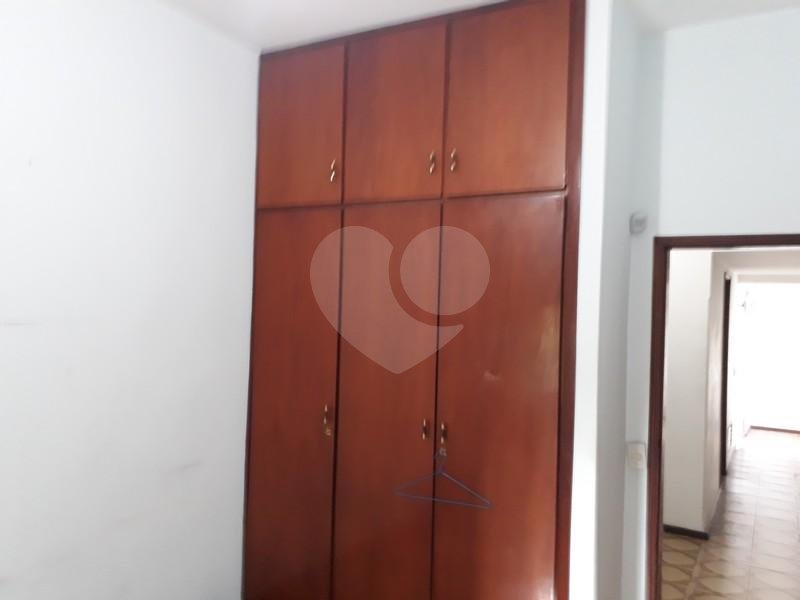 Sobrado à venda com 4 quartos em Brooklin Paulista, São Paulo, SP