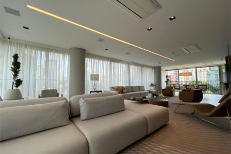 Apartamento à venda com 3 suítes em Vila Olímpia, São Paulo, SP