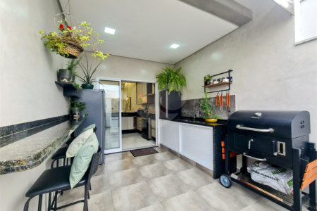 Casa à venda com 3 quartos, sendo 1 suíte, no condomínio Horto Florestal Iii, Sorocaba - SP