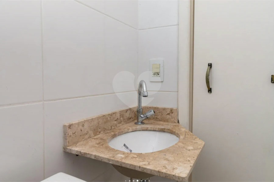 Casa à venda com 2 suítes no condomínio Dos Pássaros, São Paulo - SP