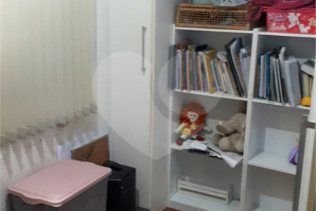 Casa à venda com 3 quartos, sendo 2 suítes,  em Vila Rosália, Guarulhos, SP