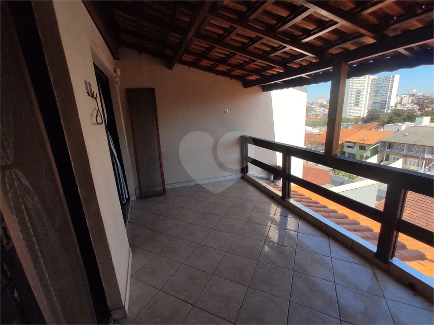 Casa à venda com 3 quartos, sendo 1 suíte,  em Jardim Santa Cecília, Guarulhos, SP