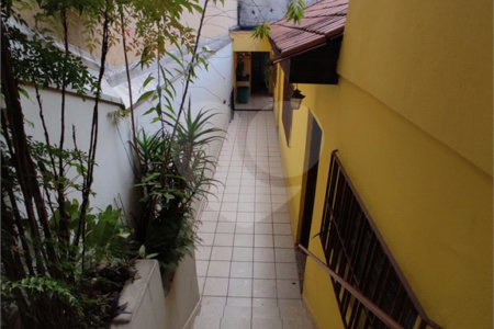 Casa à venda com 2 quartos, sendo 1 suíte, em Vila Maria Alta, São Paulo, SP