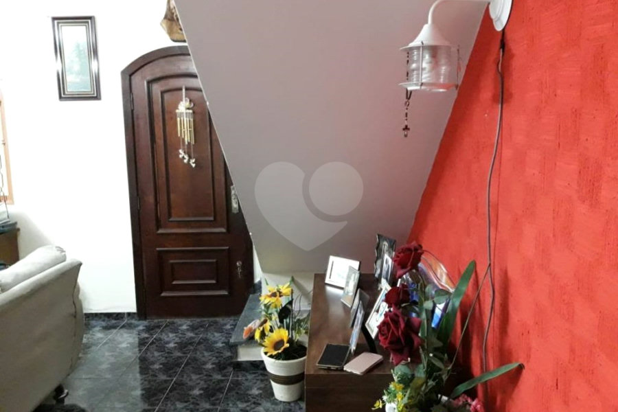 Sobrado à venda com 3 quartos, sendo 1 suíte, em Jardim Aricanduva, São Paulo, SP