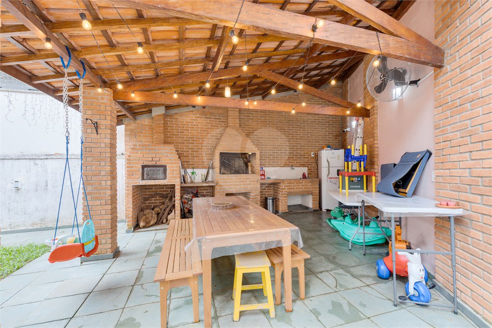 Casa à venda com 4 suítes em Jardim Marajoara, São Paulo, SP