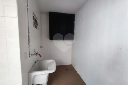 Sobrado à venda com 3 quartos, sendo 1 suíte, em Chácara Santo Antônio, São Paulo, SP