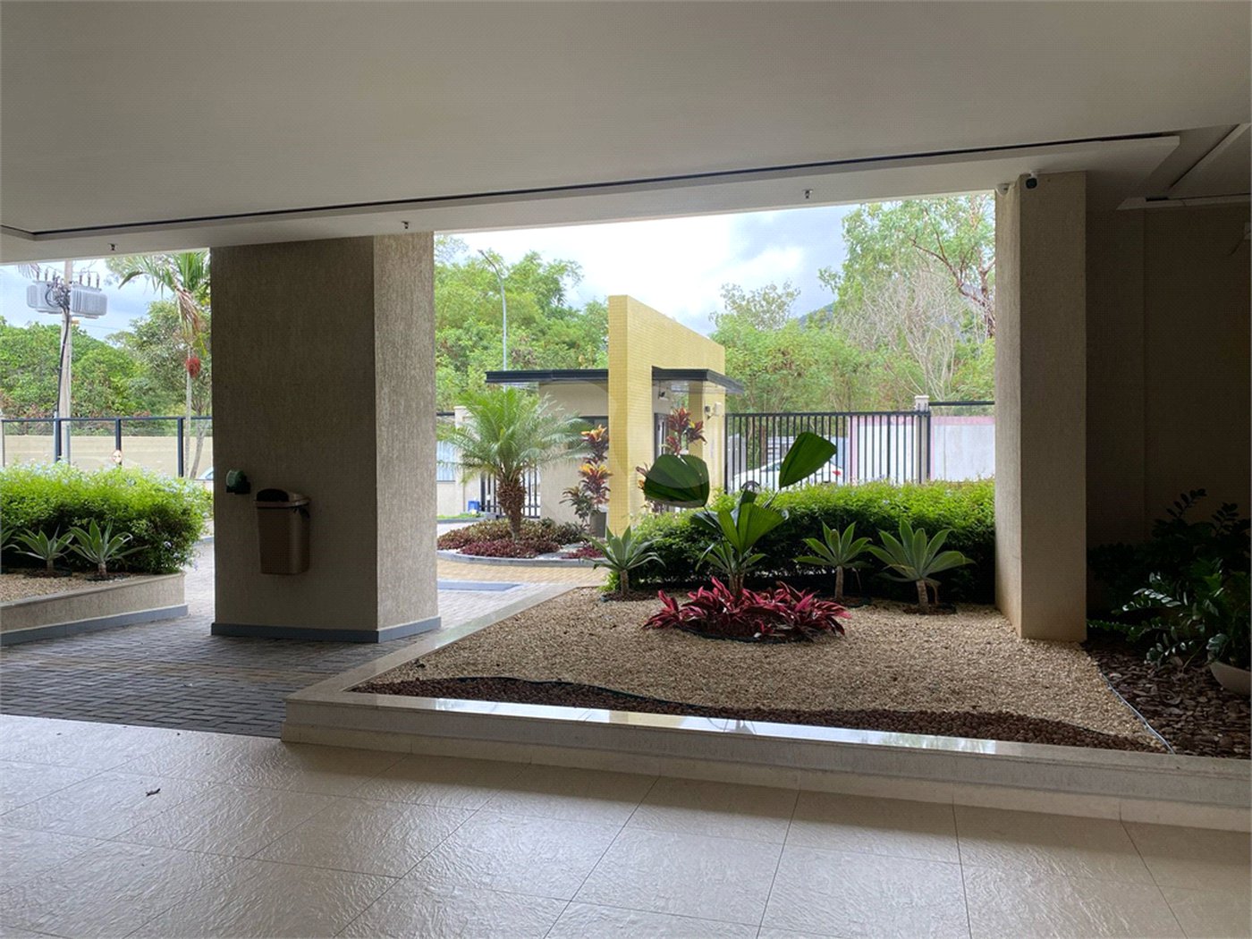 Apartamento à venda com 2 quartos, sendo 1 suíte, em Recreio dos Bandeirantes, Rio de Janeiro, RJ