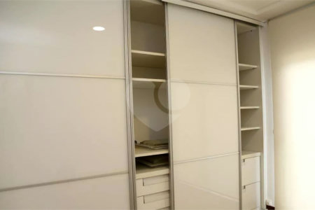 Casa à venda com 3 suítes no condomínio Residencial Morumbi, São Paulo - SP