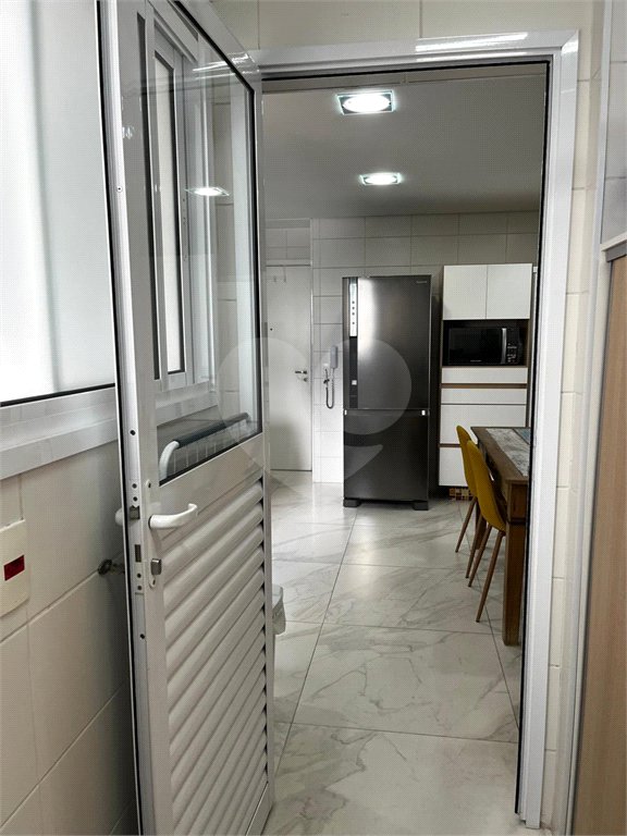 Apartamento à venda com 3 suítes em Lapa, São Paulo, SP