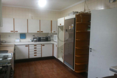 Sobrado à venda com 3 quartos, sendo 1 suíte,  em Granja Julieta, São Paulo, SP