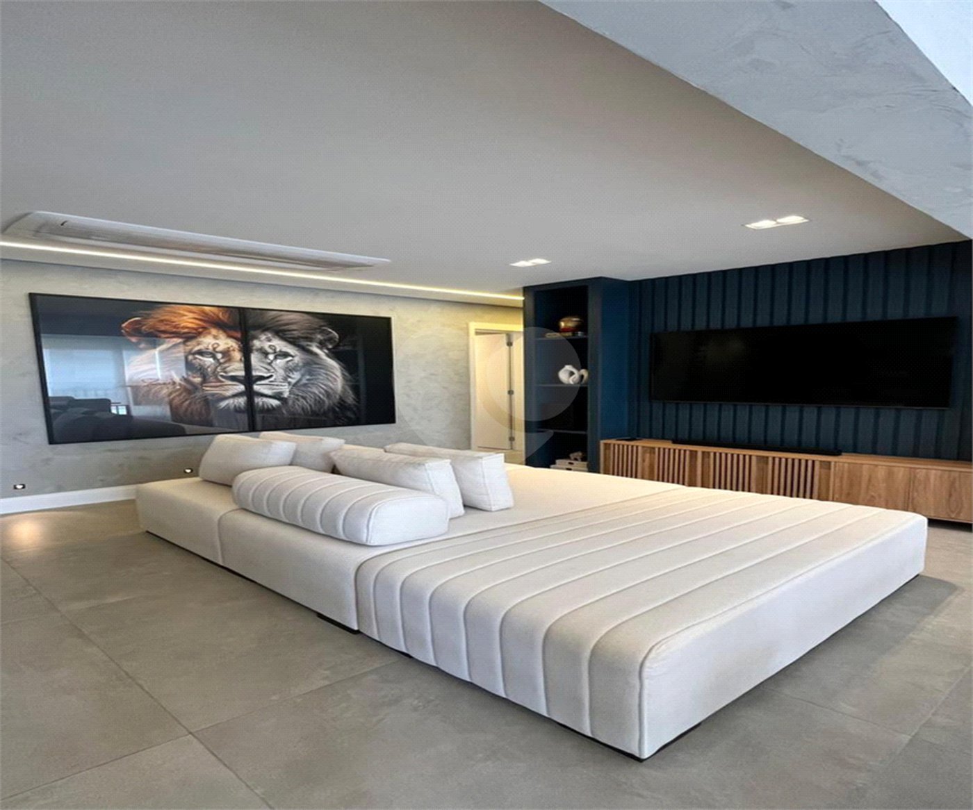 Apartamento à venda com 3 quartos, sendo 1 suíte, em Jardim Prudência, São Paulo, SP