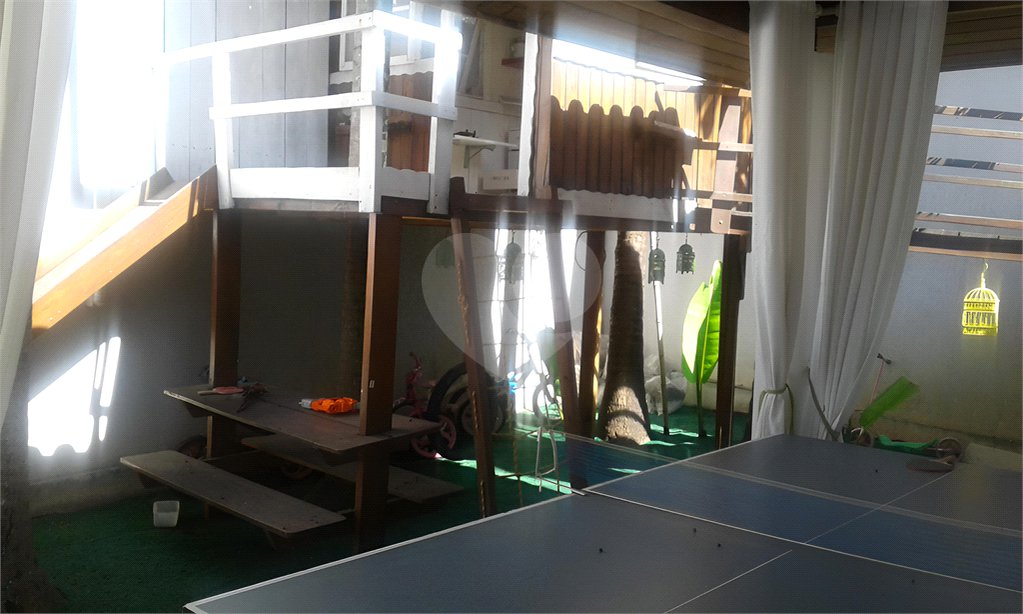 Casa à venda com 6 quartos, sendo 3 suítes, em Jardim Guedala, São Paulo, SP