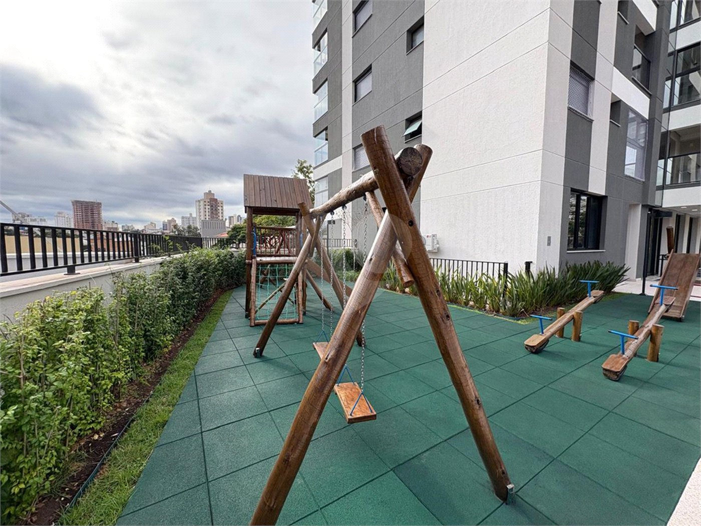 Apartamento à venda com 3 quartos, sendo 1 suíte,  em Jardim Faculdade, Sorocaba, SP