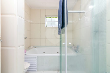 Casa à venda com 3 quartos, sendo 1 suíte, em Chácara Santo Antônio (zona Sul), São Paulo, SP