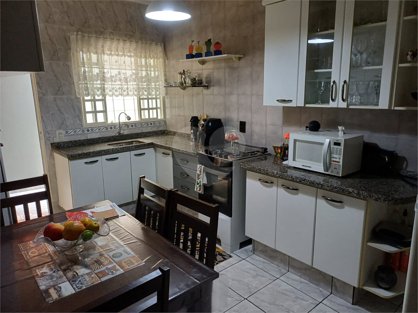 Casa à venda com 3 quartos, sendo 1 suíte, em Loteamento Rei de Ouro, Itatiba, SP
