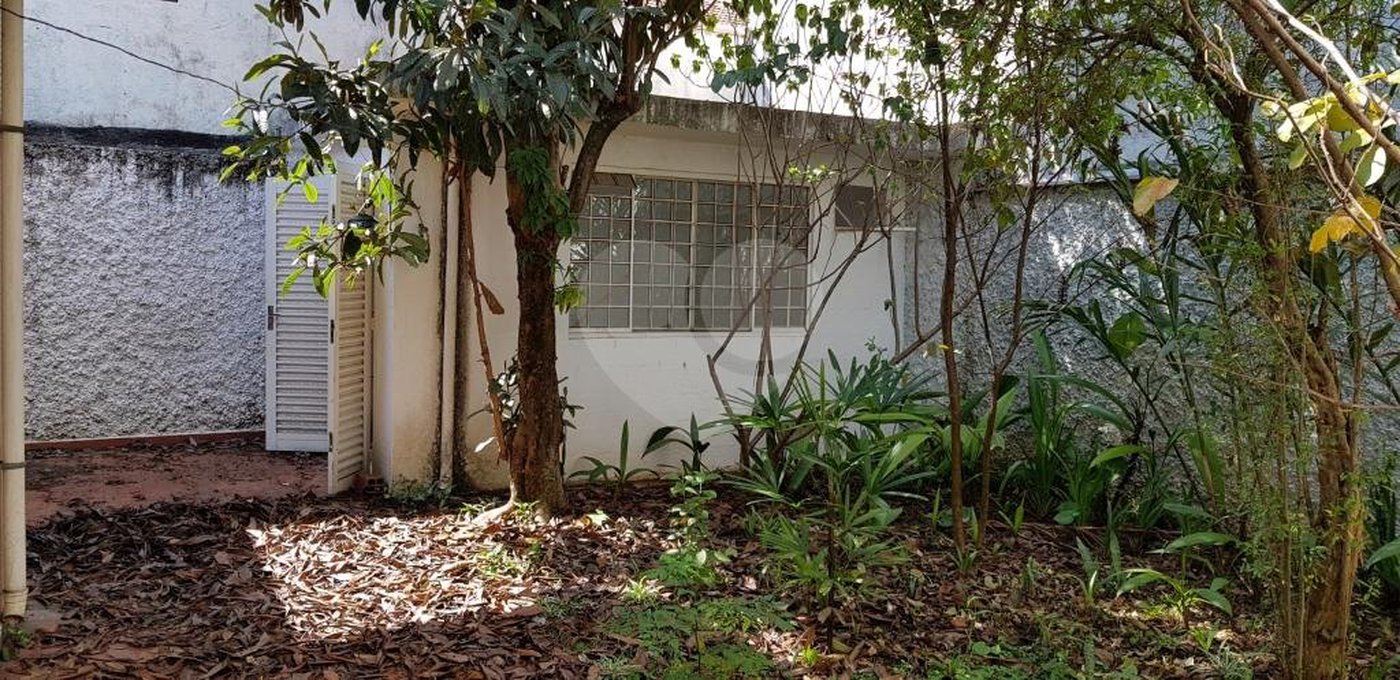 Casa à venda com 4 quartos em Vila Clementino, São Paulo, SP