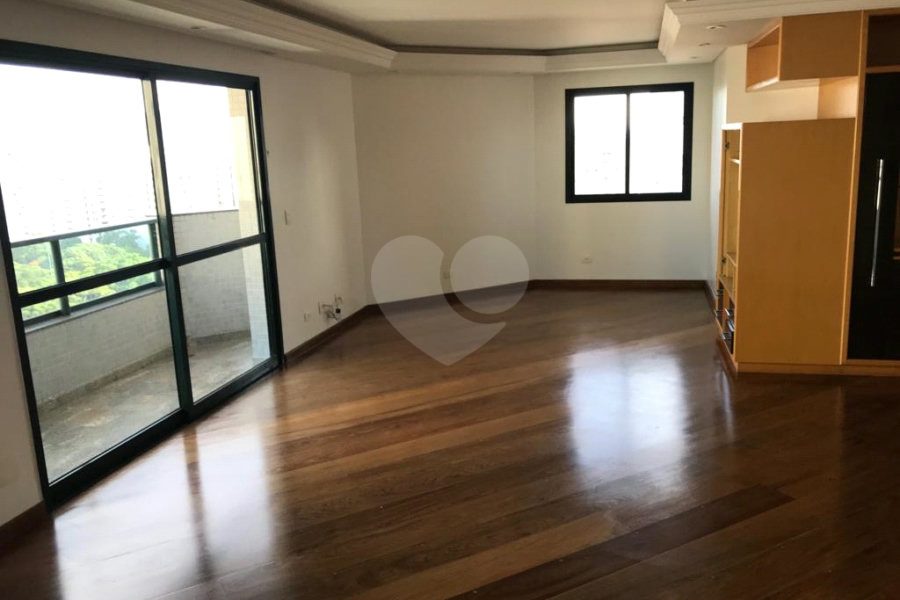 Apartamento à venda com 3 quartos, sendo 1 suíte,  em Santana, São Paulo, SP