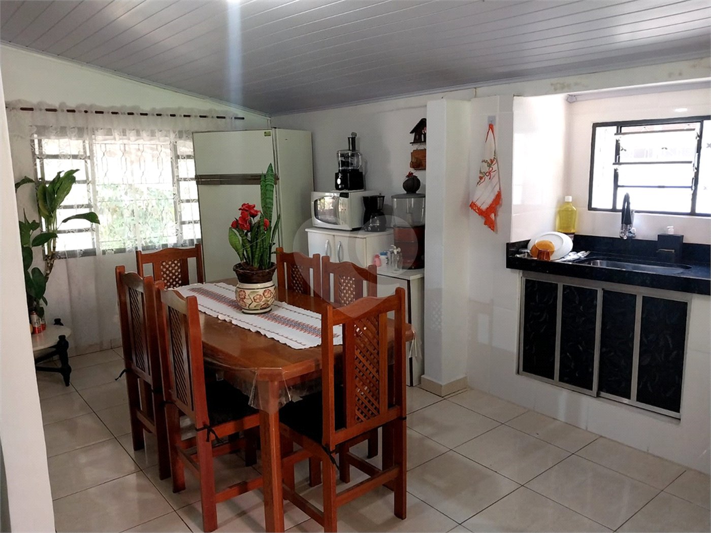 Chácara à venda com 3 quartos, sendo 1 suíte, em Barreirinho, Araçoiaba da Serra, SP