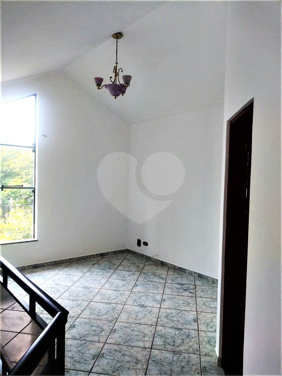 Sobrado à venda com 3 suítes em Jardim Leonor Mendes de Barros, São Paulo, SP