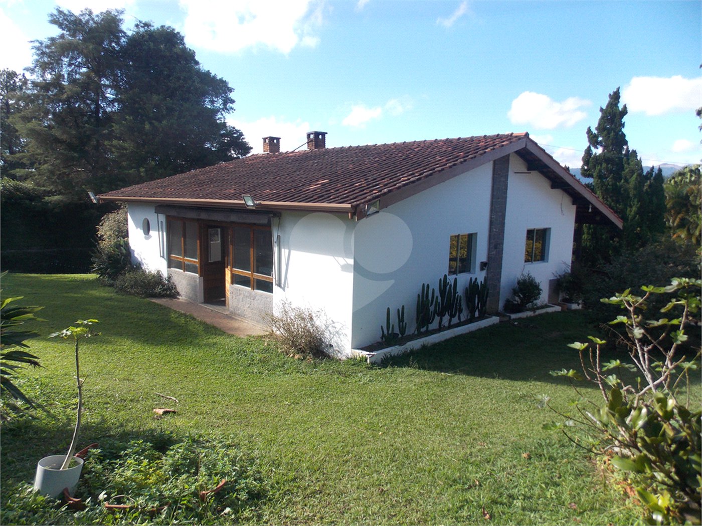 Casa à venda com 2 quartos, sendo 1 suíte, em Campos de Atibaia, Atibaia, SP