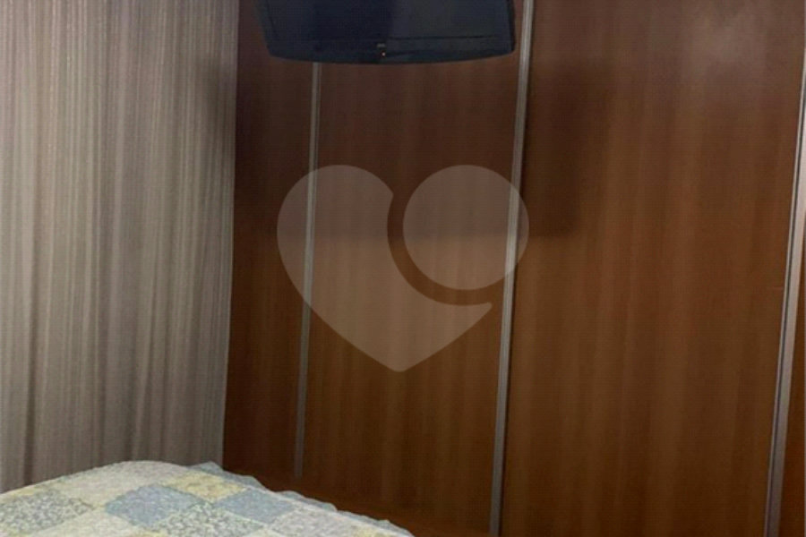 Sobrado à venda com 3 quartos, sendo 1 suíte,  em Vila Sabrina, São Paulo, SP