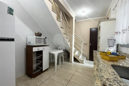 Casa à venda com 5 quartos, sendo 1 suíte, em Jardim Caravelas, São Paulo, SP