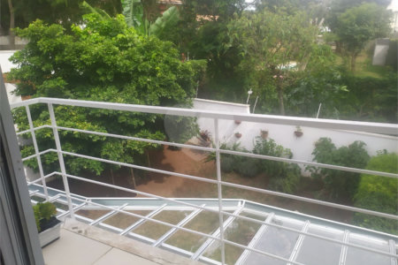 Sobrado à venda com 3 quartos, sendo 1 suíte, em Jardim do Lago, Atibaia, SP