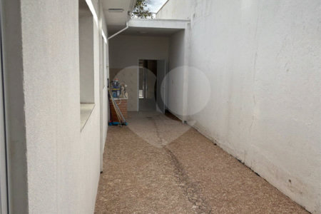 Casa à venda com 3 quartos, sendo 1 suíte, em Cidade Luiza, Jundiaí, SP