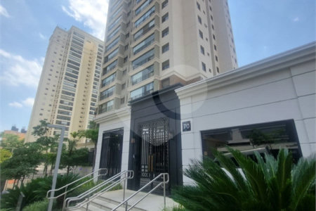 Apartamento à venda com 3 suítes em Santa Teresinha, São Paulo, SP