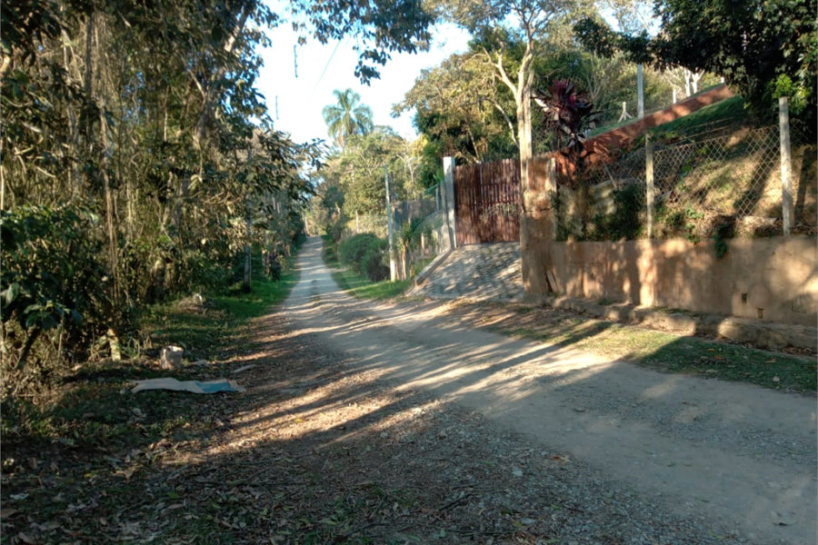 Terreno à venda no condomínio Cinco Lagos, Mairiporã - SP
