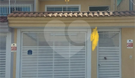 Sobrado à venda com 3 quartos, sendo 1 suíte,  em Tremembé, São Paulo, SP