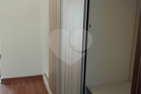 Casa à venda com 3 quartos, sendo 1 suíte,  no condomínio Vila Aracoara, Araraquara - SP