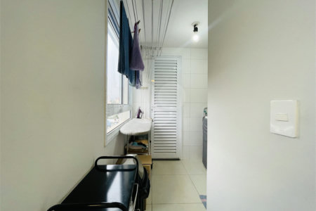 Apartamento à venda com 2 suítes em Vila Scarpelli, Santo André, SP