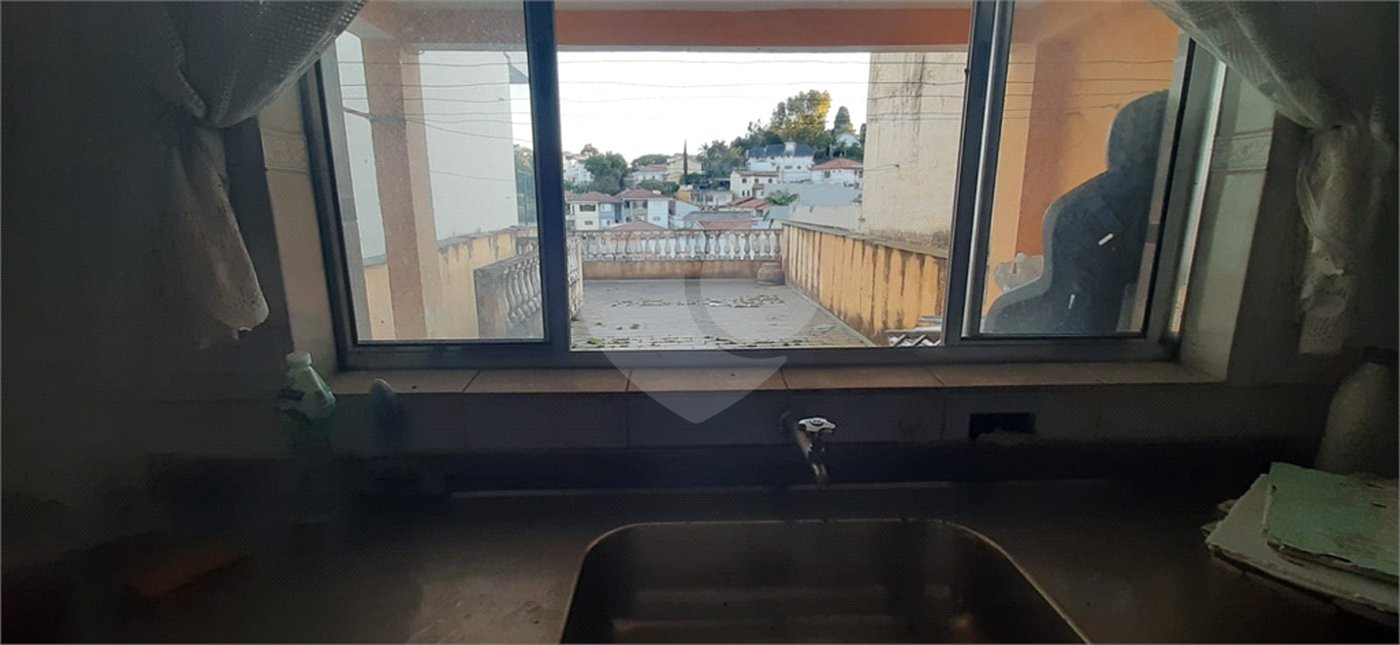 Sobrado à venda com 2 quartos em Horto, São Paulo, SP