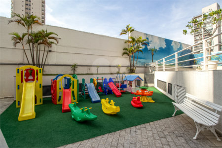 Apartamento à venda com 3 quartos, sendo 2 suítes, em Água Branca, São Paulo, SP