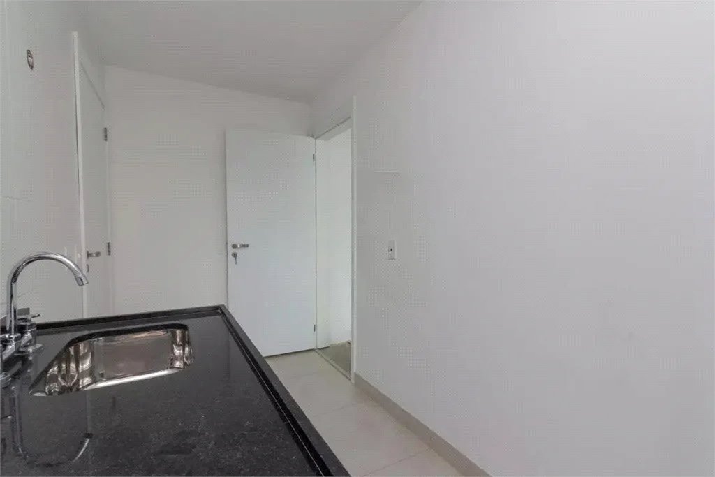 Apartamento à venda com 3 quartos, sendo 1 suíte, em Pinheiros, São Paulo, SP